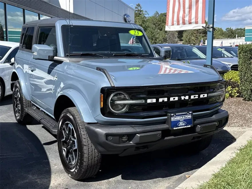2023 Ford Bronco Outer Banks photo 1