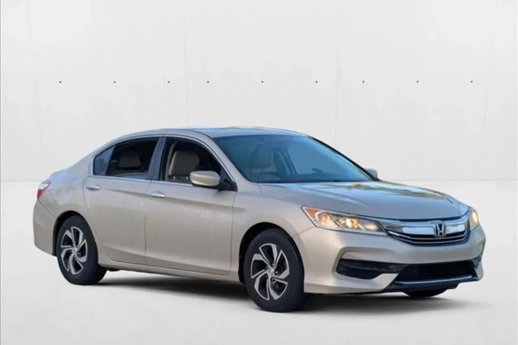 2016 Honda Accord LX photo 1