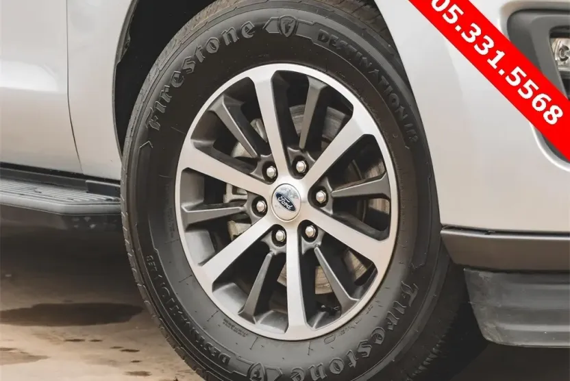 2019 Ford Expedition MAX XLT photo 1