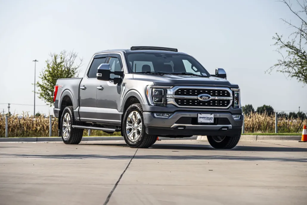 2022 Ford F-150 Platinum photo 1