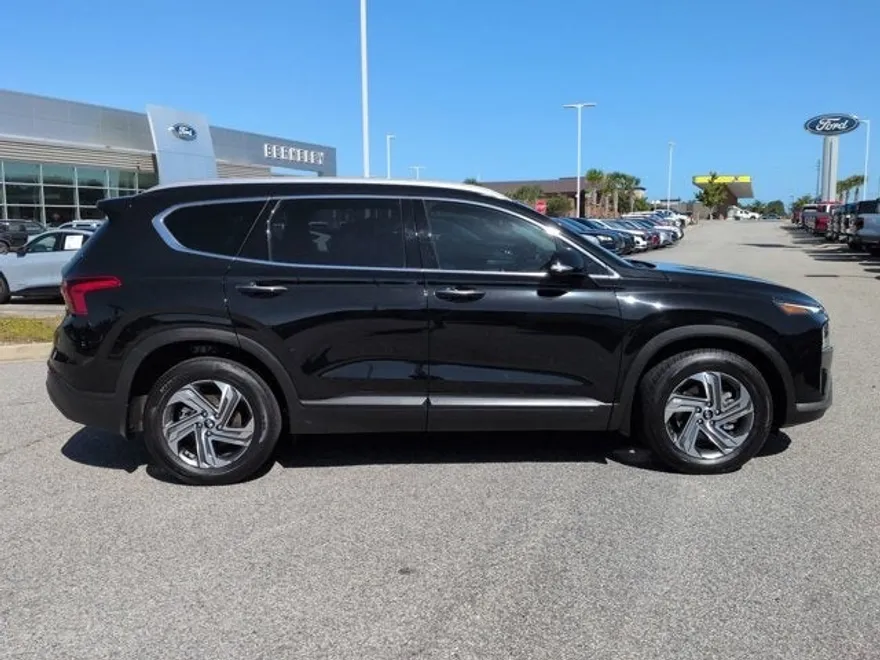 2023 Hyundai Santa Fe SEL photo 1