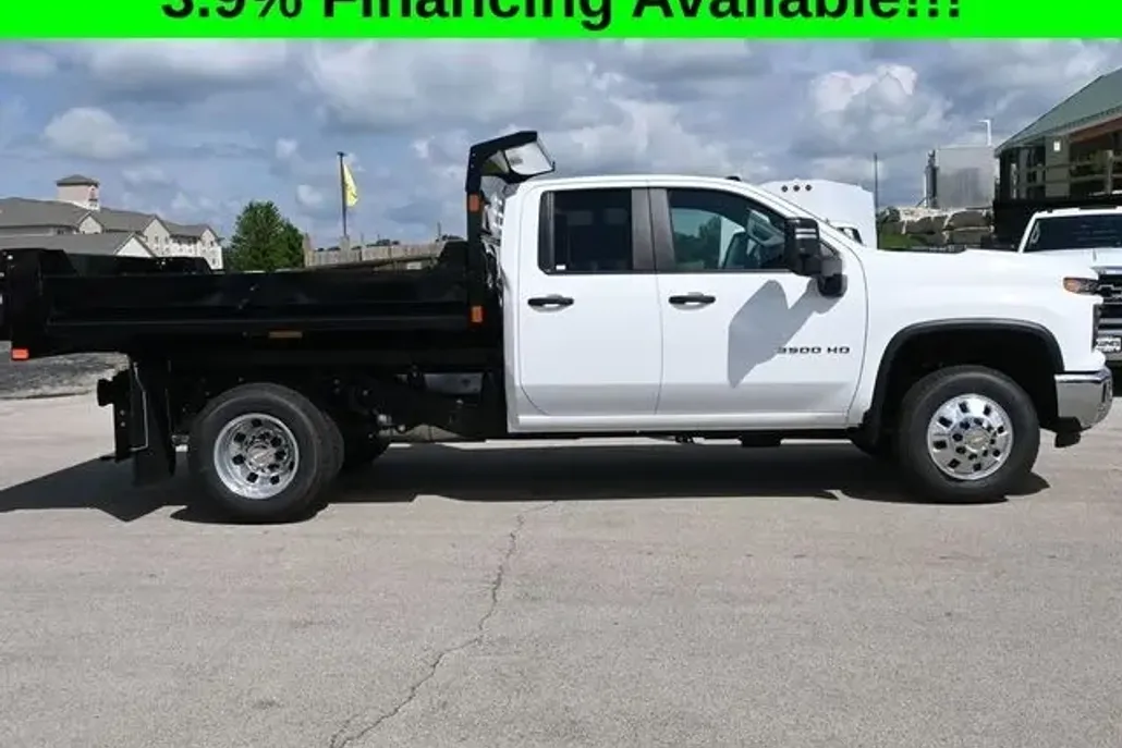 2025 Chevrolet Silverado 3500HD Work Truck photo 1