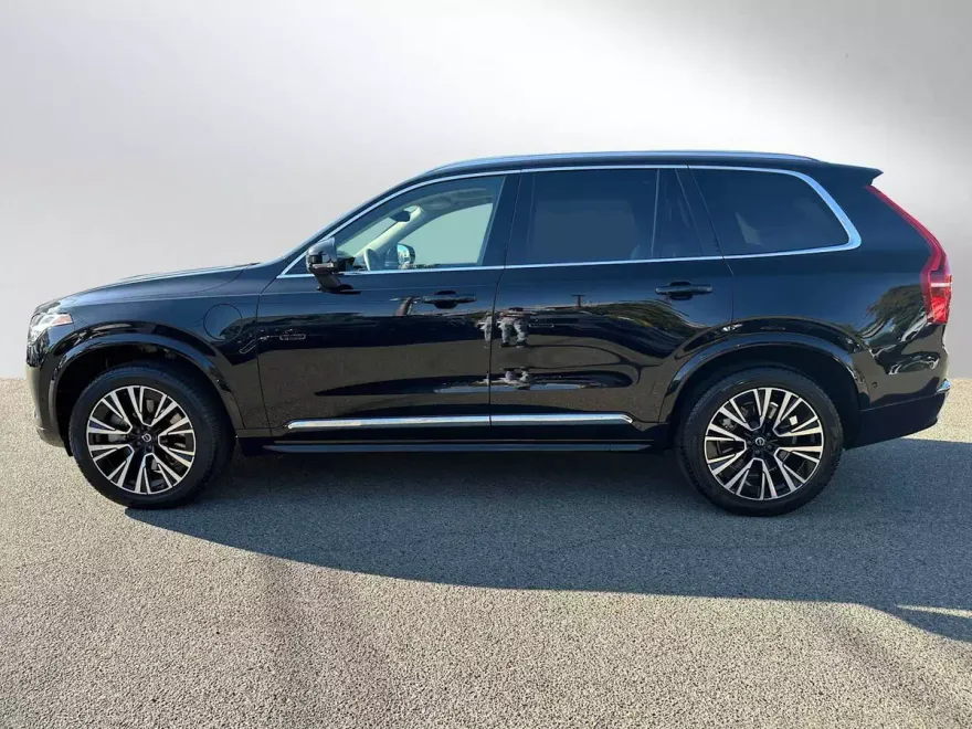 2023 Volvo XC90 Recharge Plus photo 1