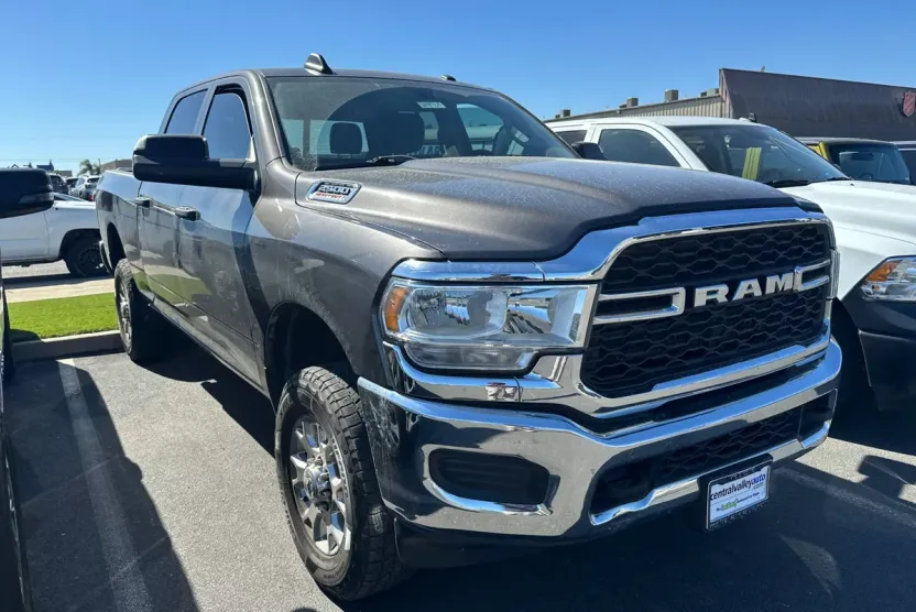2020 Ram 2500 Tradesman photo 1