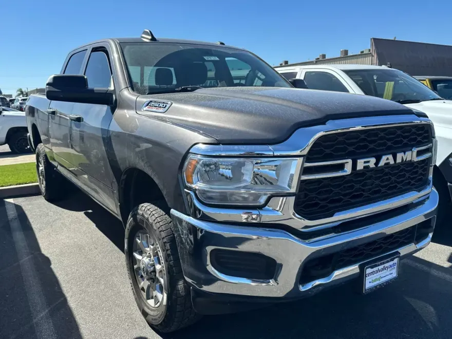 2020 Ram 2500 Tradesman photo 1