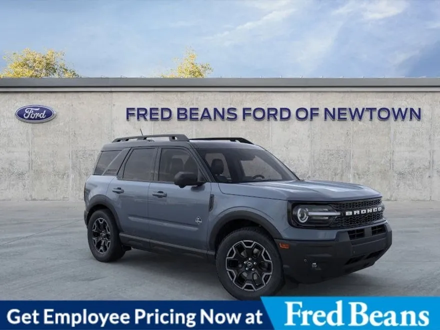 2025 Ford Bronco Sport Outer Banks photo 1