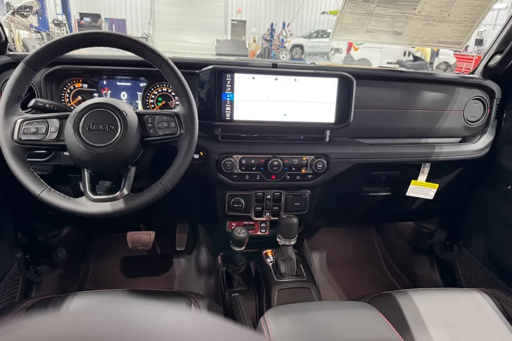 2025 Jeep Wrangler Rubicon X photo 1