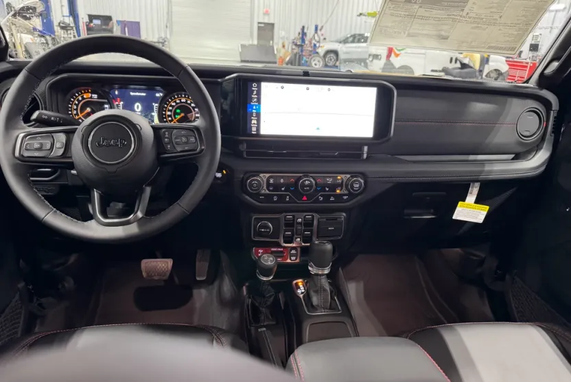 2025 Jeep Wrangler Rubicon X photo 1