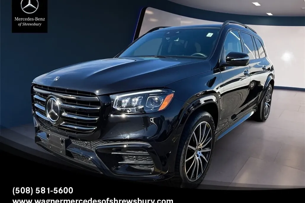 2025 Mercedes Benz GLS 450 4MATIC photo 1