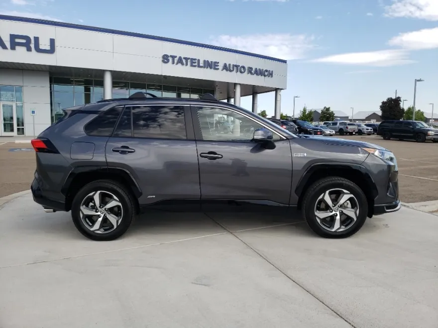 2021 Toyota RAV4 Prime XLE Premium photo 1