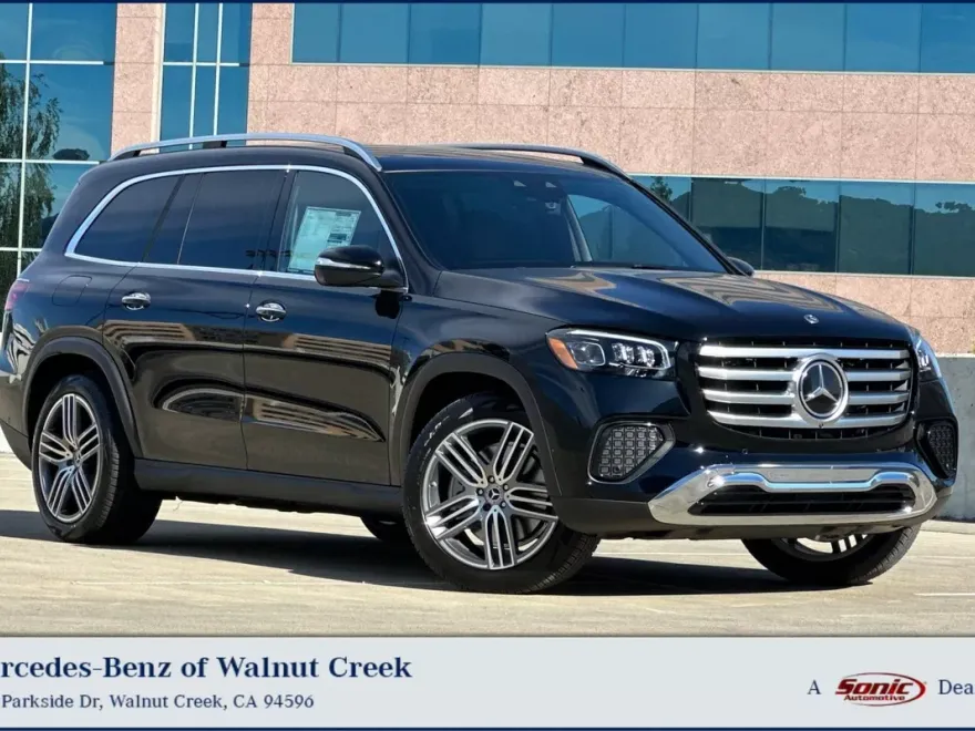 2025 Mercedes Benz GLS 450 photo 1