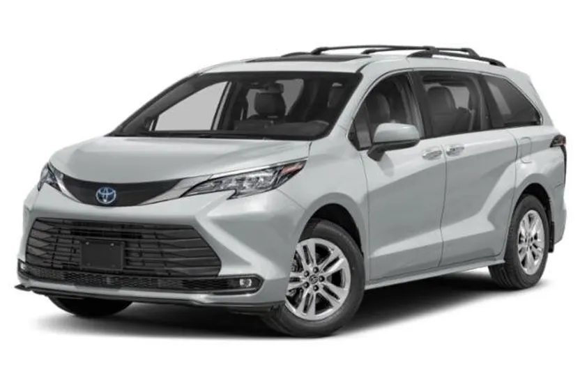 2025 Toyota Sienna Woodland Edition photo 1