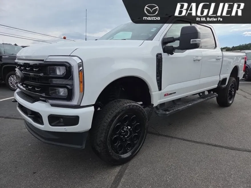 2023 Ford F-250 Lariat photo 1