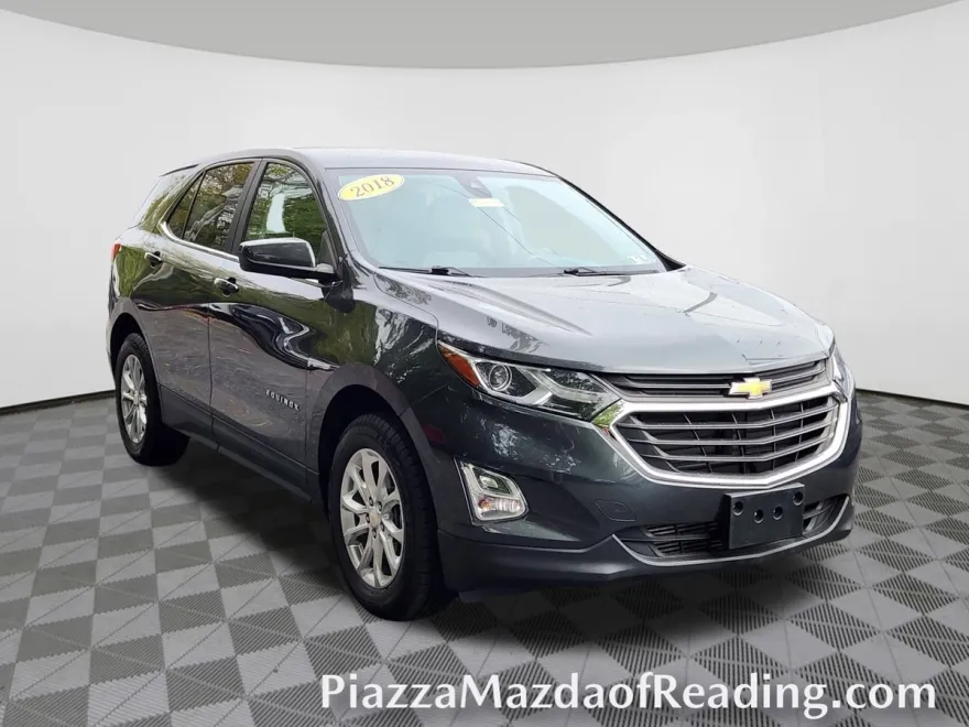 2021 Chevrolet Equinox LT photo 1