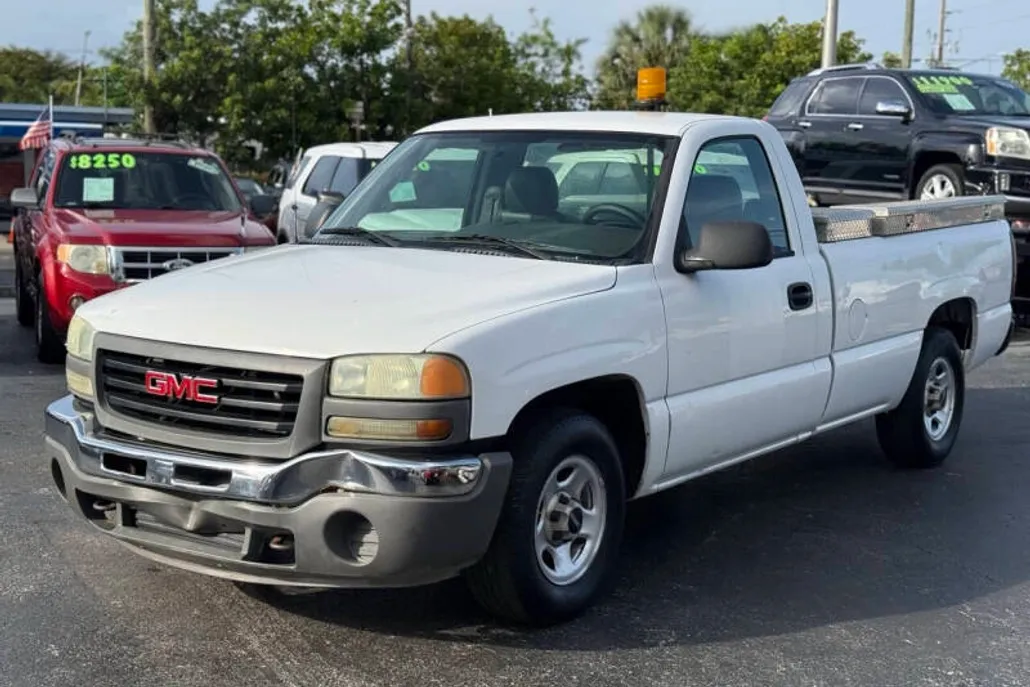 2004 Gmc Sierra 1500 Work Truck photo 1