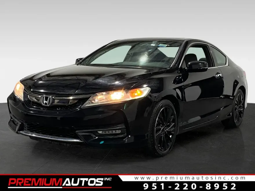 2017 Honda Accord EX photo 1