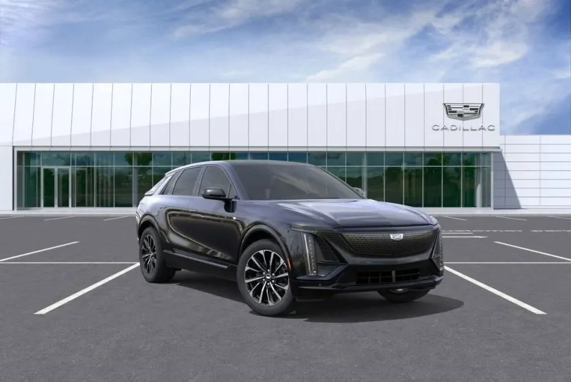 2025 Cadillac Lyriq Sport photo 1