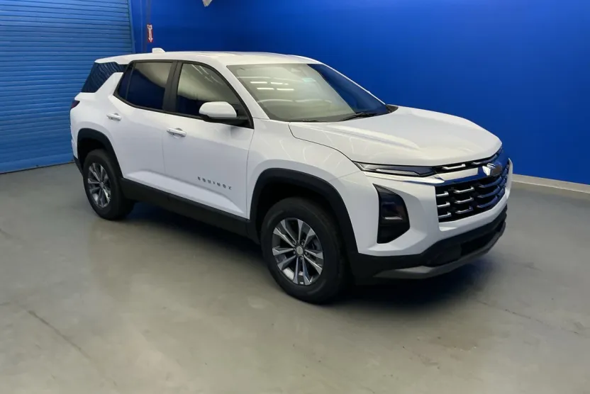 2026 Chevrolet Equinox LT photo 1