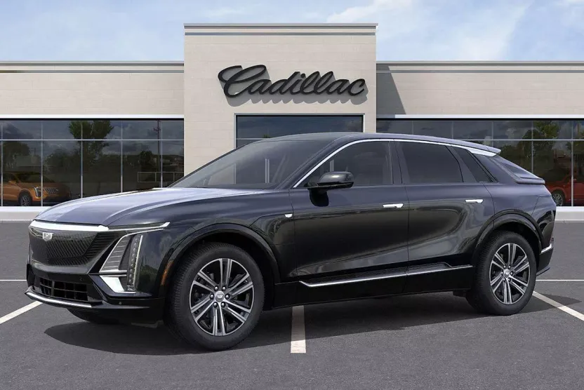 2026 Cadillac Lyriq Luxury photo 1