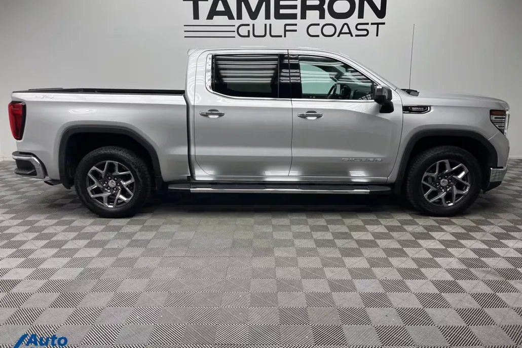 2022 Gmc Sierra 1500 SLT photo 1