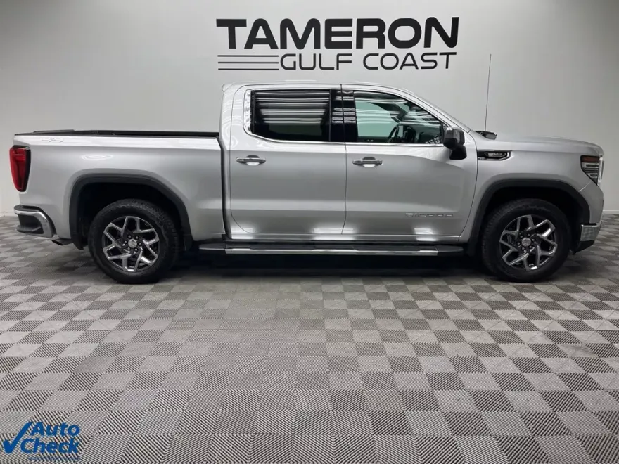 2022 Gmc Sierra 1500 SLT photo 1