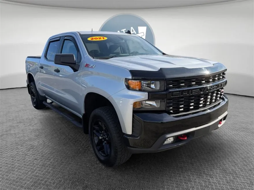 2021 Chevrolet Silverado 1500 Custom Trail Boss photo 1