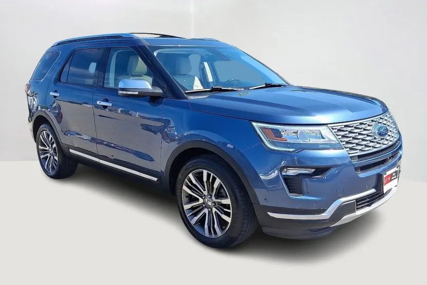 2018 Ford Explorer Platinum photo 1