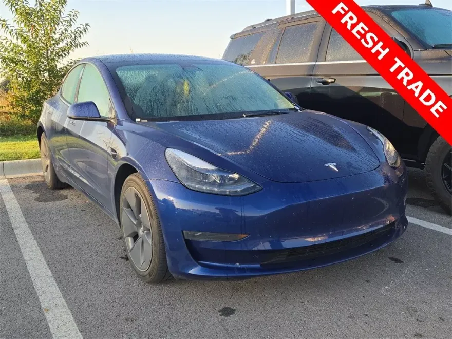 2023 Tesla Model 3 photo 1