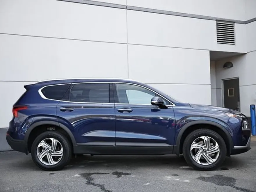 2023 Hyundai Santa Fe SEL photo 1