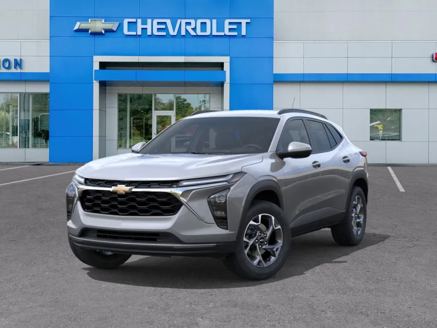 2025 Chevrolet Trax LT photo 1