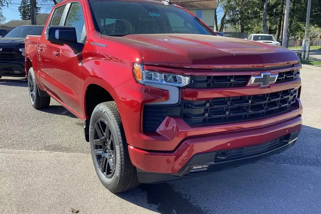 2025 Chevrolet Silverado 1500 RST photo 1