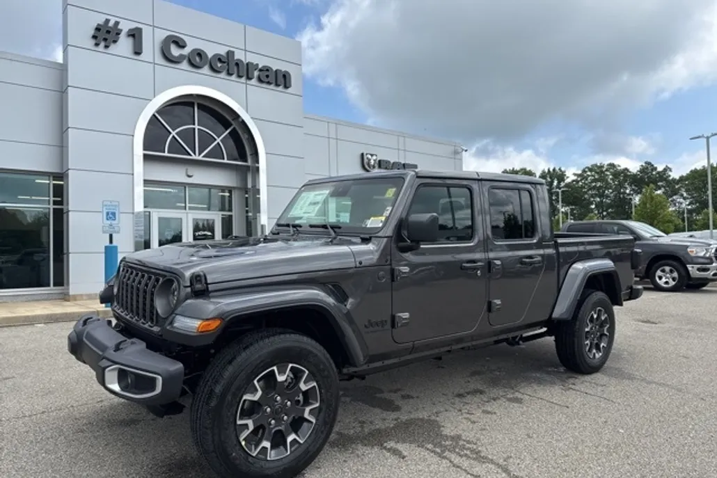 2025 Jeep Gladiator Sport S photo 1