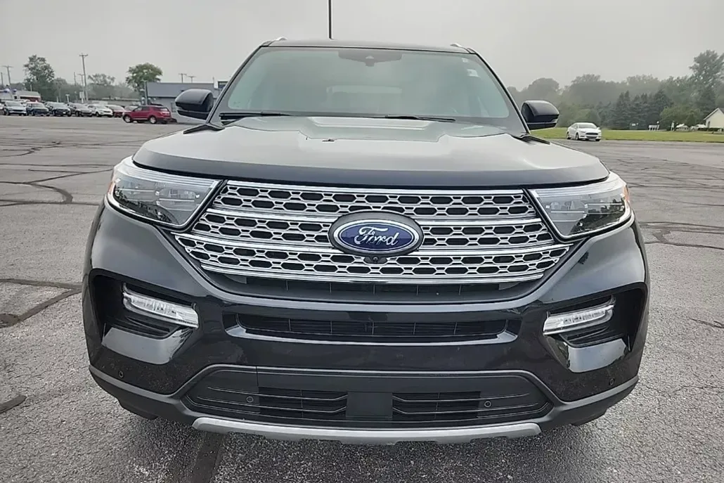 2020 Ford Explorer Limited photo 1