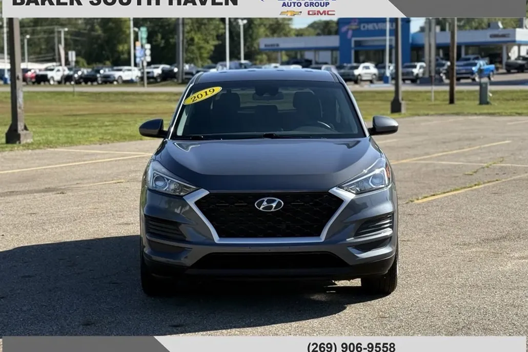 2019 Hyundai Tucson SE photo 1