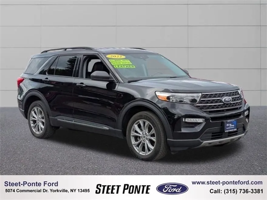 2022 Ford Explorer XLT photo 1