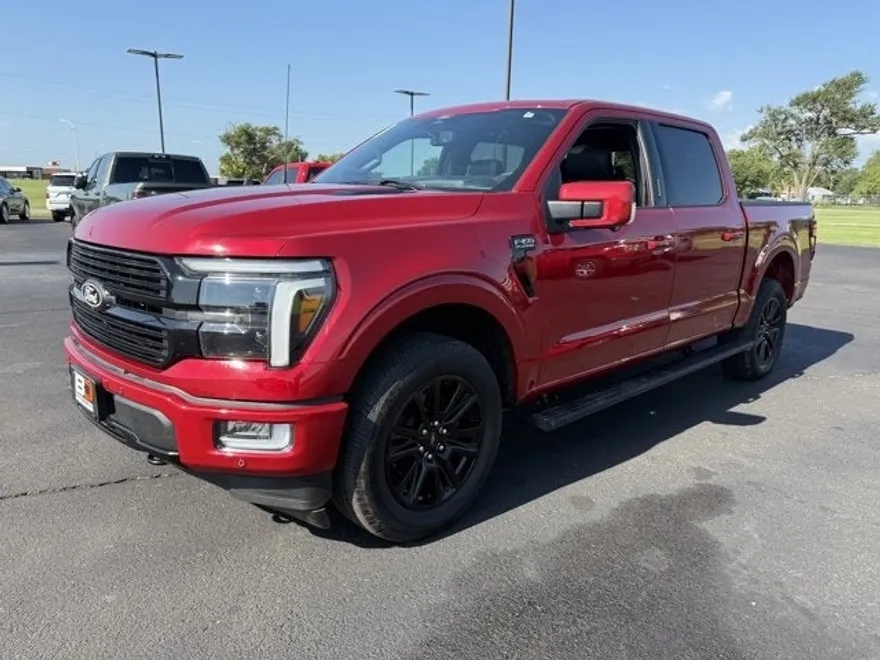 2024 Ford F-150 Platinum photo 1