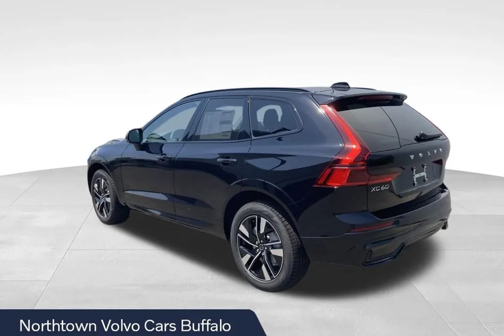 2026 Volvo XC60 B5 Plus photo 1