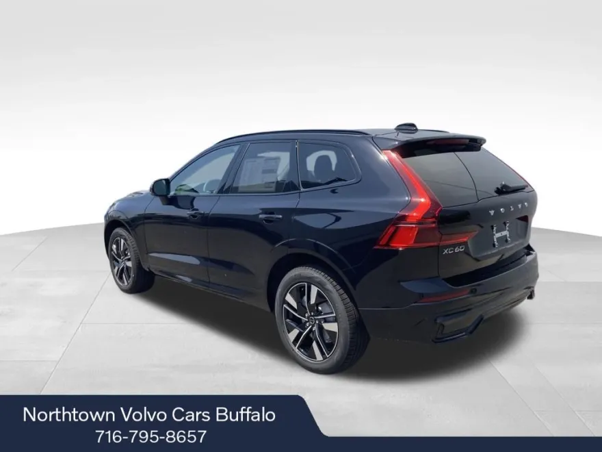 2026 Volvo XC60 B5 Plus photo 1