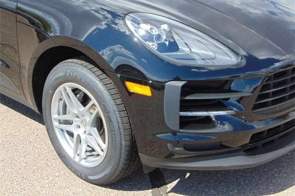 2021 Porsche Macan S photo 1