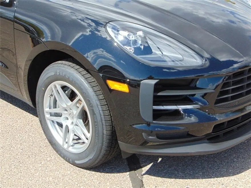2021 Porsche Macan S photo 1
