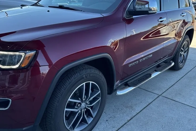 2017 Jeep Grand Cherokee Limited photo 1