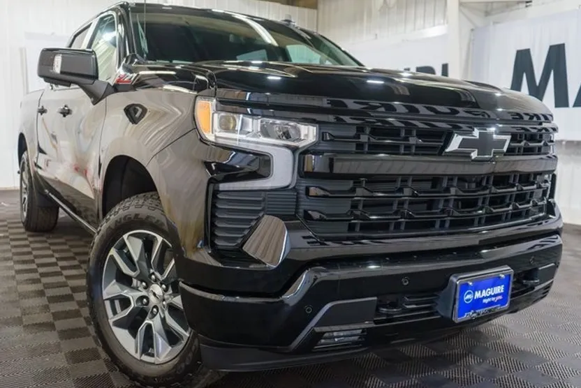 2026 Chevrolet Silverado 1500 RST photo 1