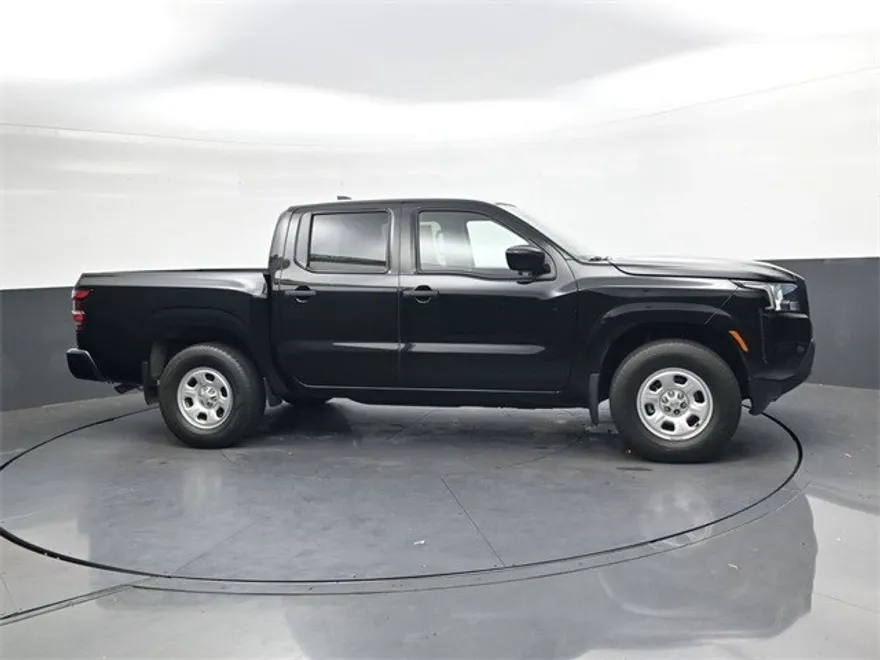 2022 Nissan Frontier S photo 1