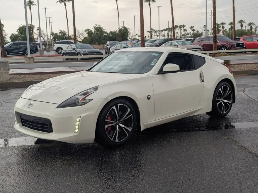 2020 Nissan 370Z Sport photo 1