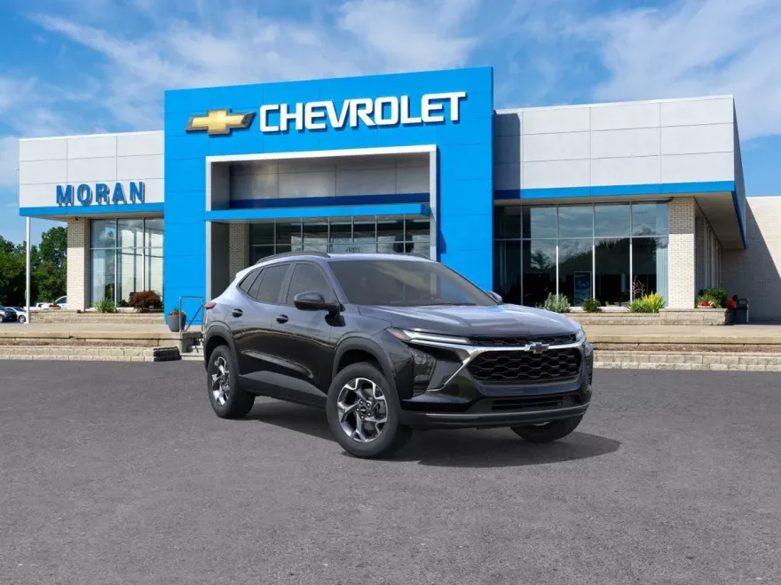 2025 Chevrolet Trax LT photo 1