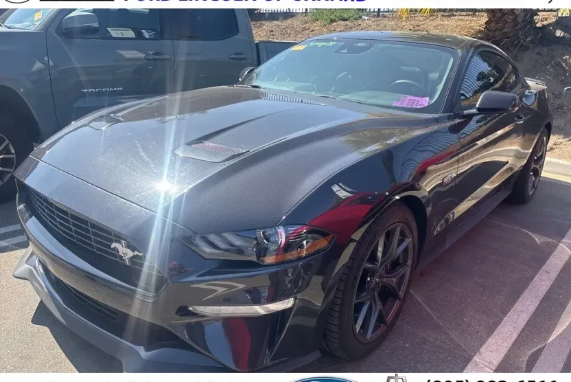 2022 Ford Mustang EcoBoost Premium photo 1