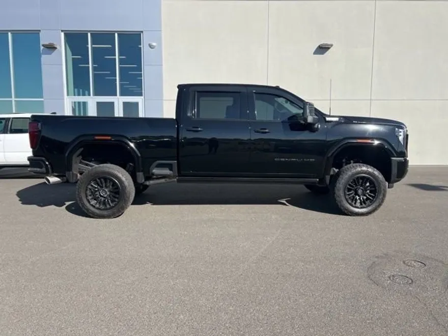 2024 Gmc Sierra 3500 HD Denali Ultimate photo 1