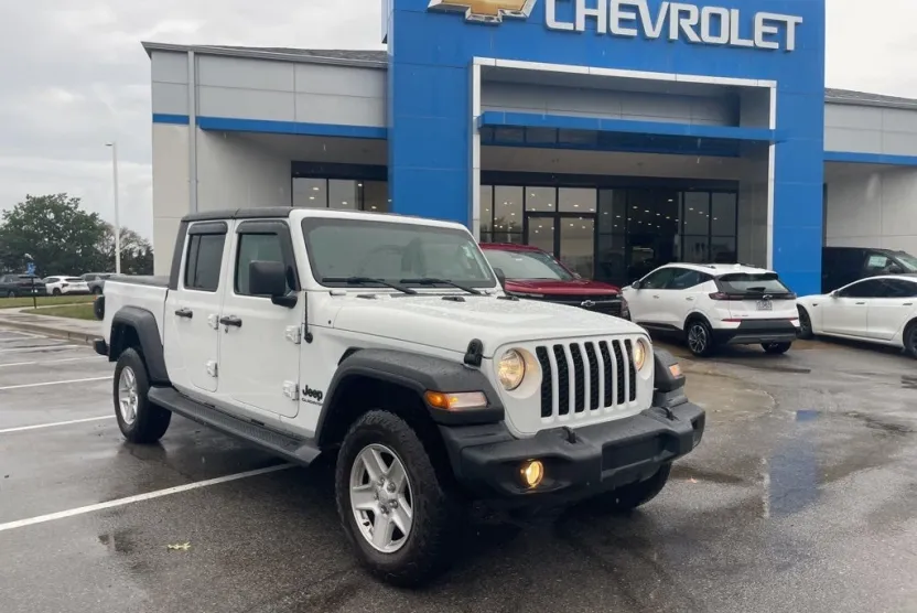 2020 Jeep Gladiator Sport S photo 1