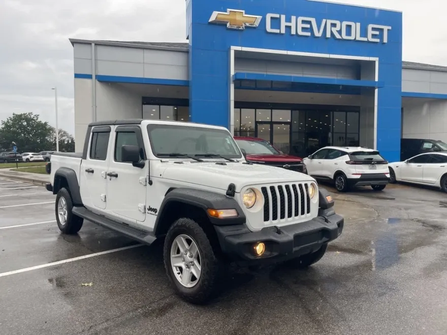 2020 Jeep Gladiator Sport S photo 1