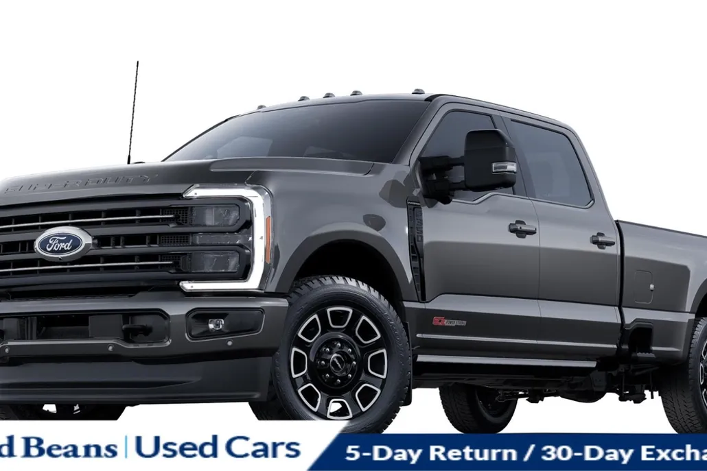 2025 Ford F-350 Platinum photo 1